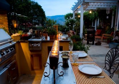 Outdoor Kitchen