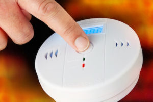 checking carbon monoxide detector